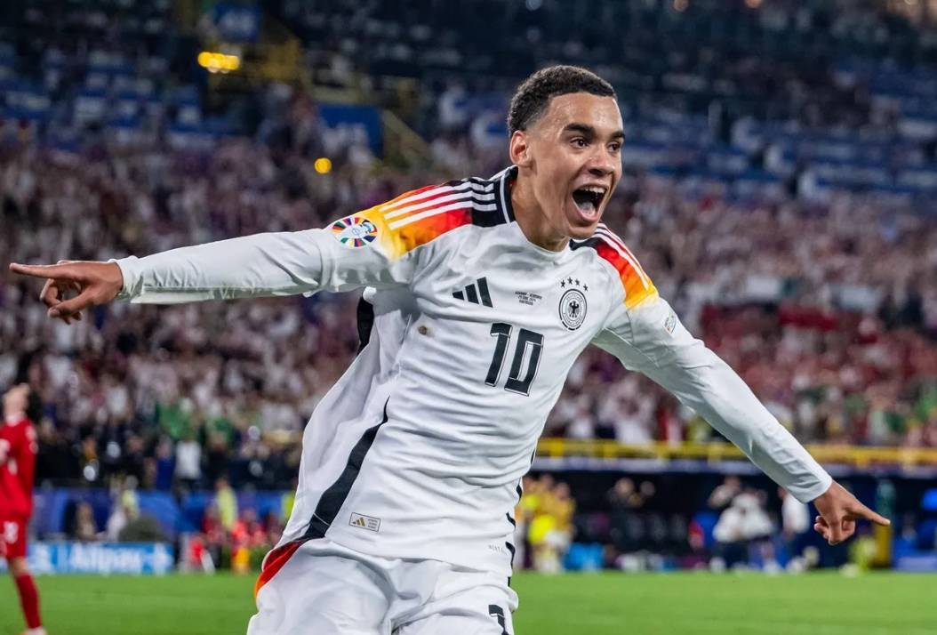 关于萨拉赫新星锐不可当表现突出，德国队前途光明！的信息开云体育注册登录