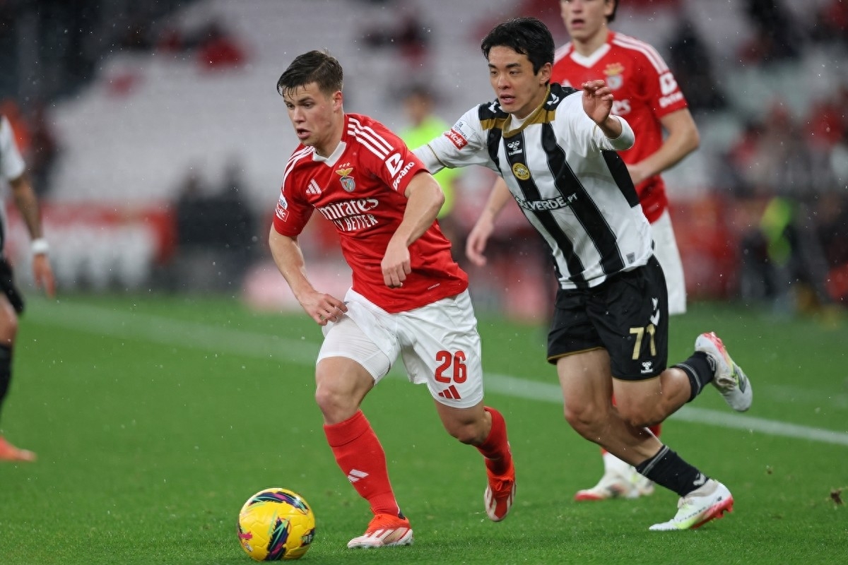 西甲今夜再迎强敌,本菲卡内部沟通,主帅态度:引发热议,训练强度明显提升的简单介绍 西甲今夜再迎强敌,本菲卡内部沟通,主帅态度:引发热议,训练强度明显提升的简单介绍