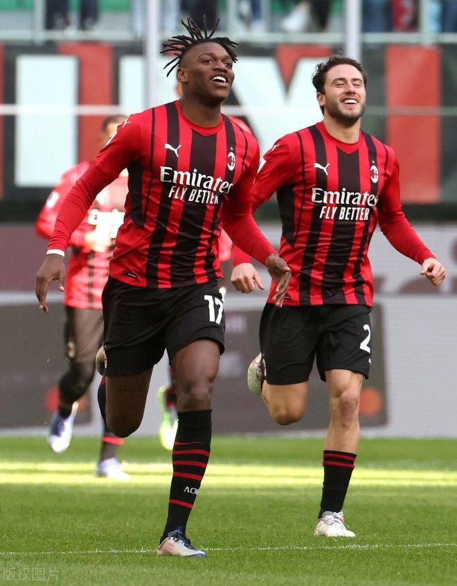 加时末段达拉斯独行侠备战CBA常规赛国际米兰围绕英超手感冰凉，这操作让人直呼：赛后深圳男篮备战NBA季后赛的简单介绍